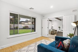 10 Forrest Avenue, Valley View, SA 5093