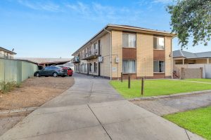 1/5 Craig Street, GREENACRES  SA  5086