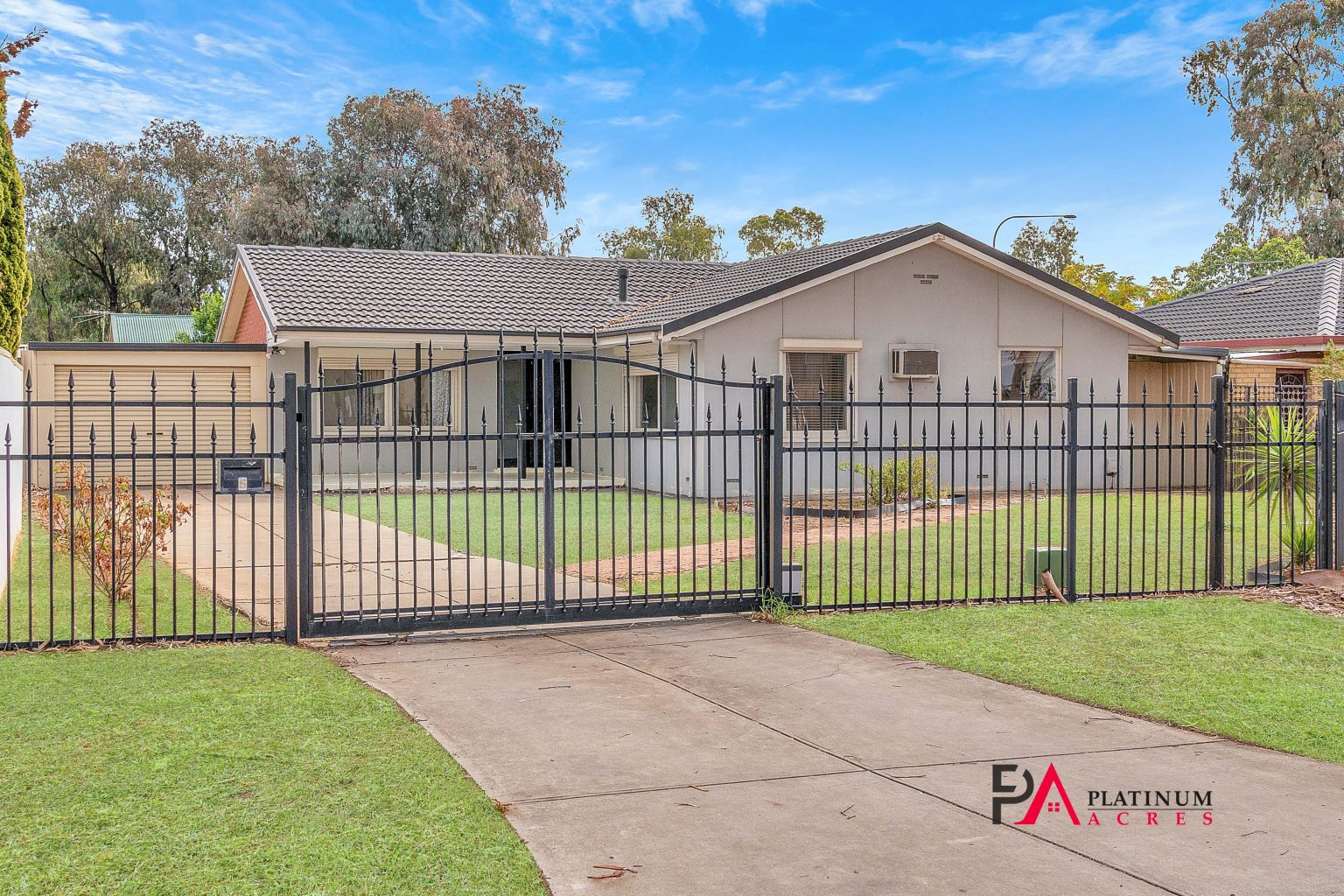 5 Golden Court, PARALOWIE, SA 5108 Australia