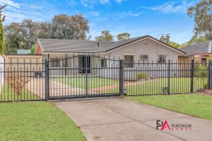 5 Golden Court, PARALOWIE, SA 5108 Australia