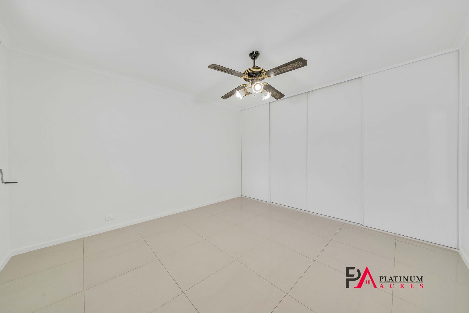 5 Golden Court, PARALOWIE, SA 5108 Australia
