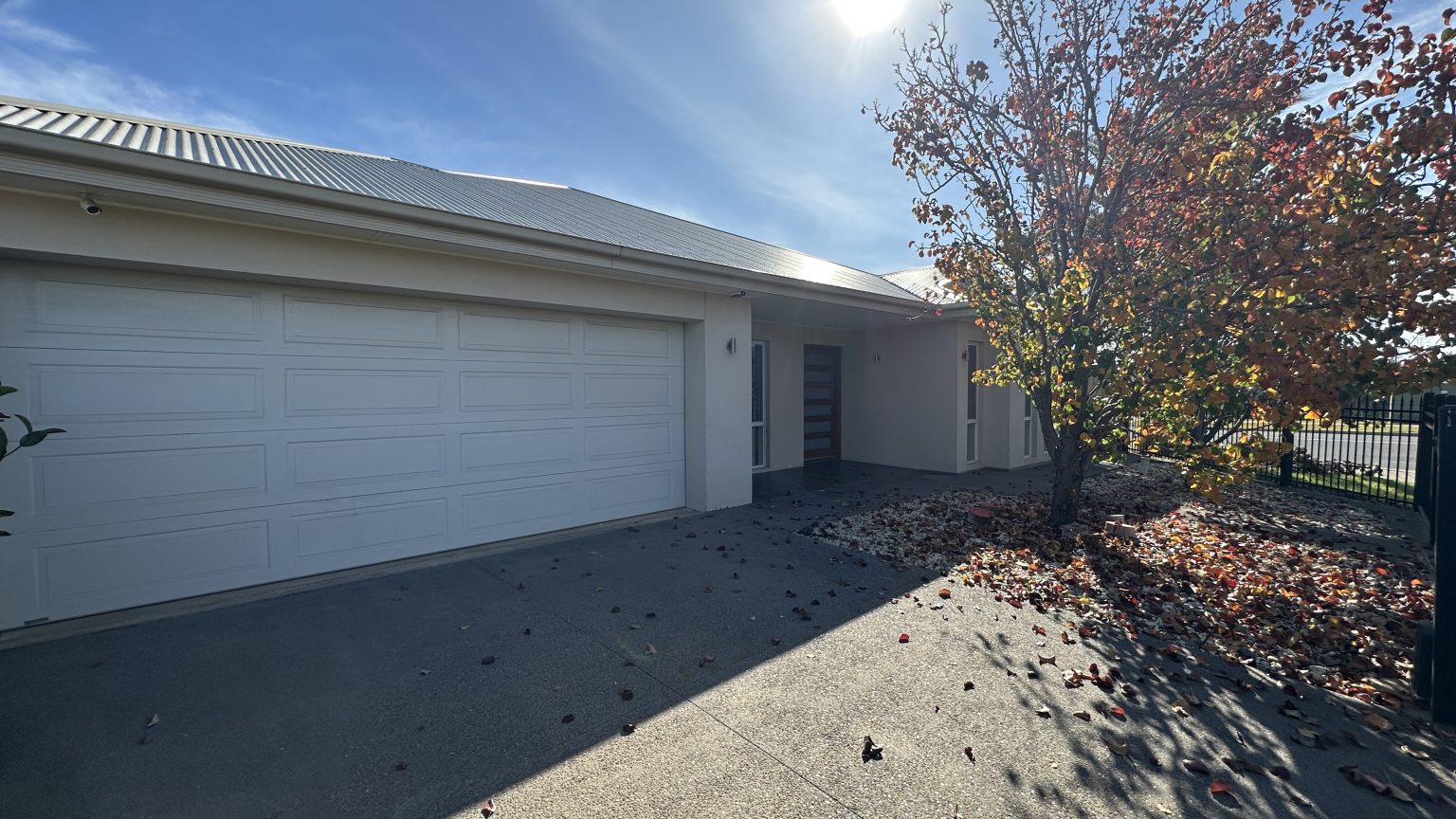 34 Moss Street, PARAFIELD GARDENS, SA 5107 Australia