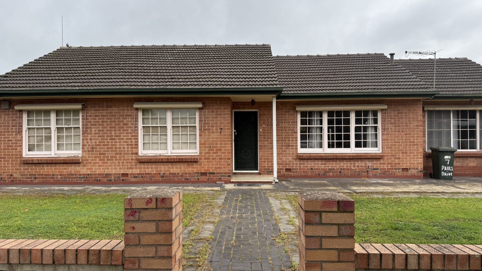 7 Pauls Drive, VALLEY VIEW, SA 5093 Australia