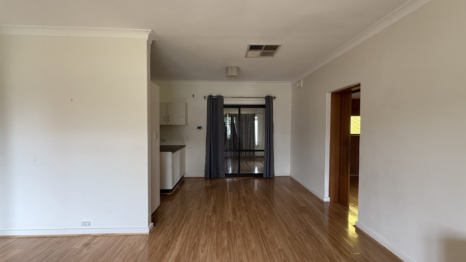 7 Pauls Drive, VALLEY VIEW, SA 5093 Australia