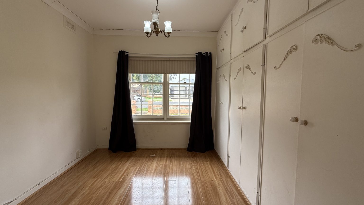 7 Pauls Drive, VALLEY VIEW, SA 5093 Australia