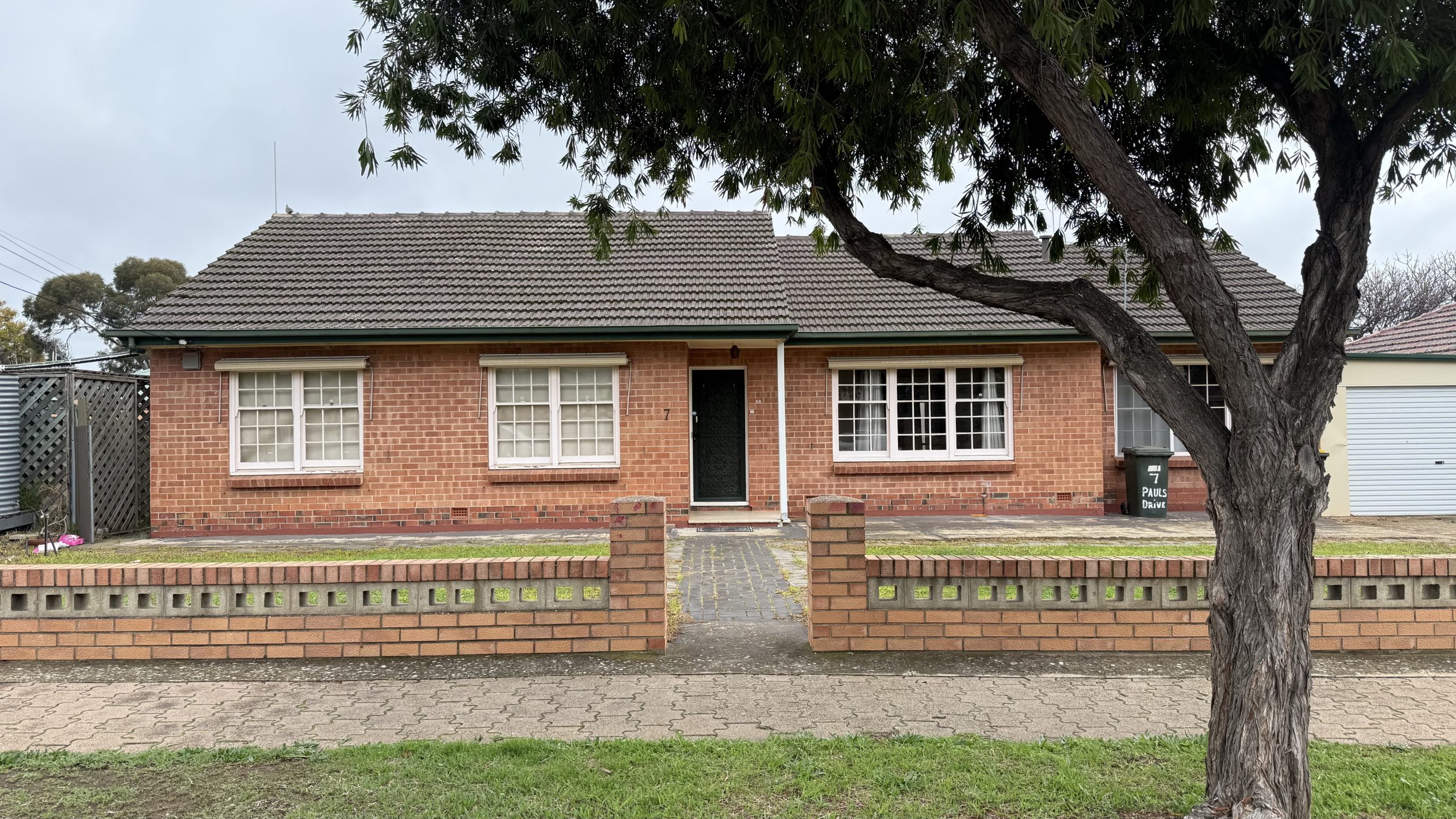 7 Pauls Drive, VALLEY VIEW  SA  5093
