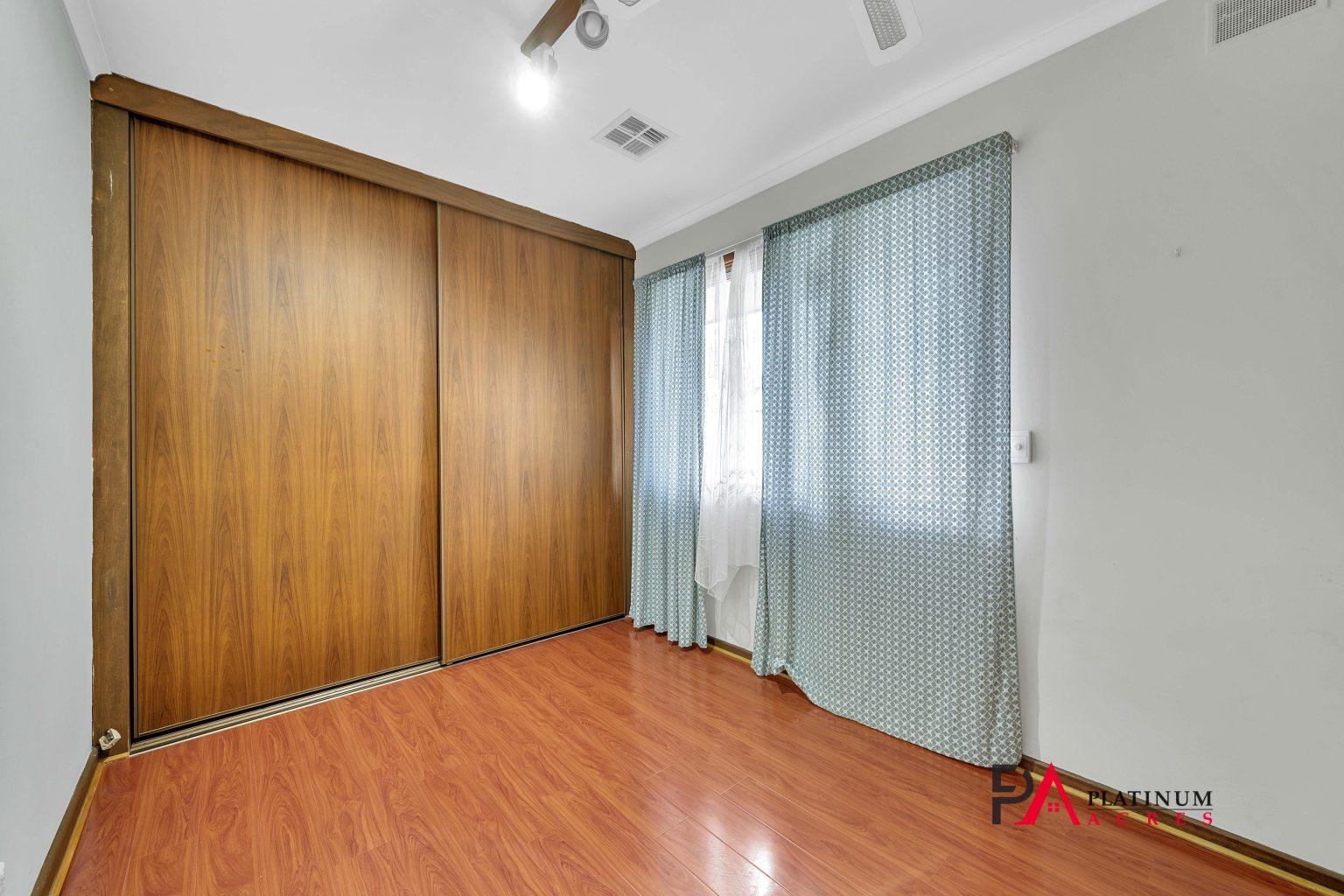 13 Ebony Avenue, MODBURY NORTH, SA 5092 Australia