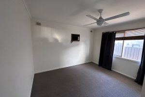 33 Derrilin Road, INGLE FARM, SA 5098 Australia