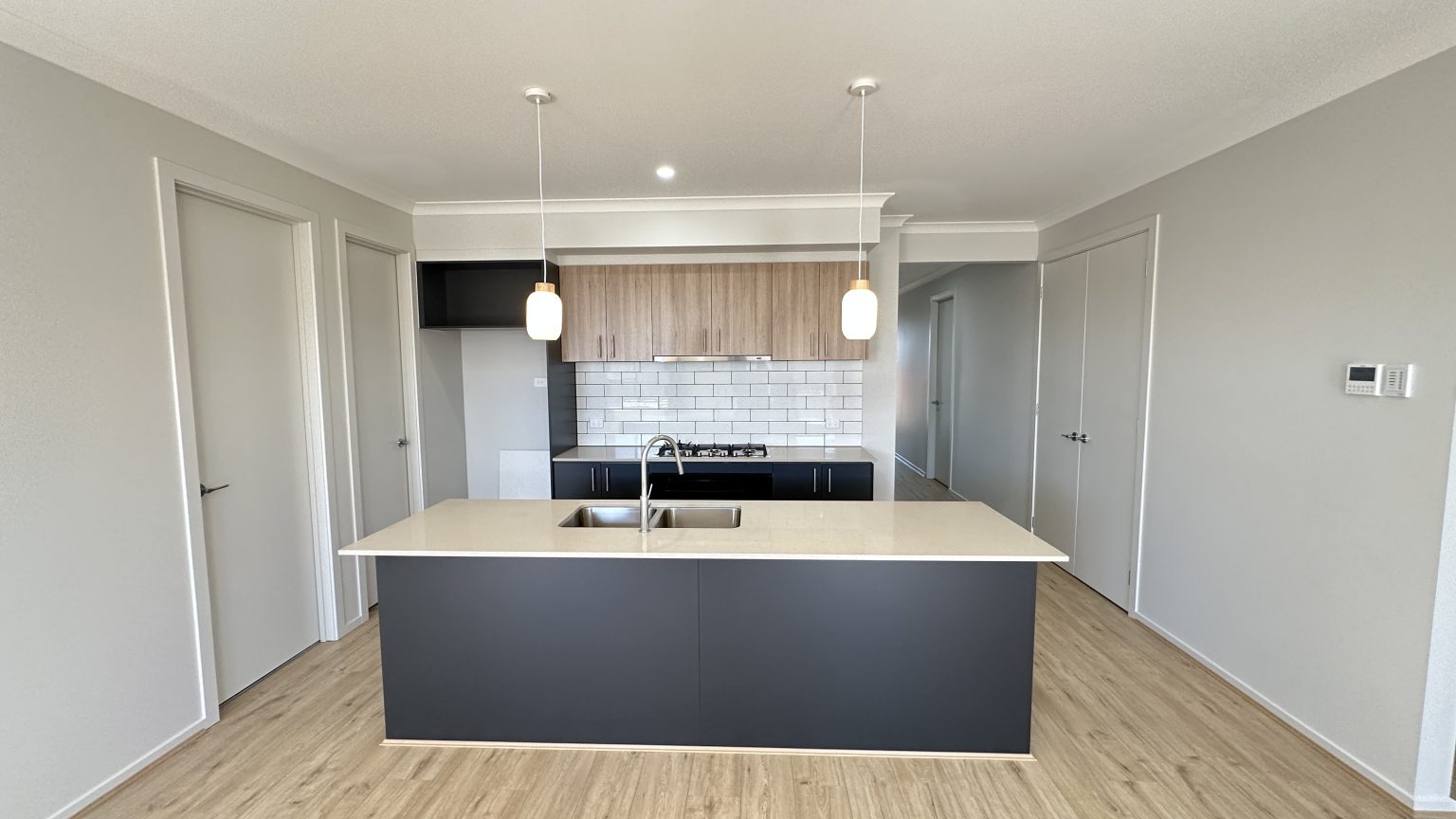 11 Pelican Drive, RIVERLEA PARK, SA 5120 Australia