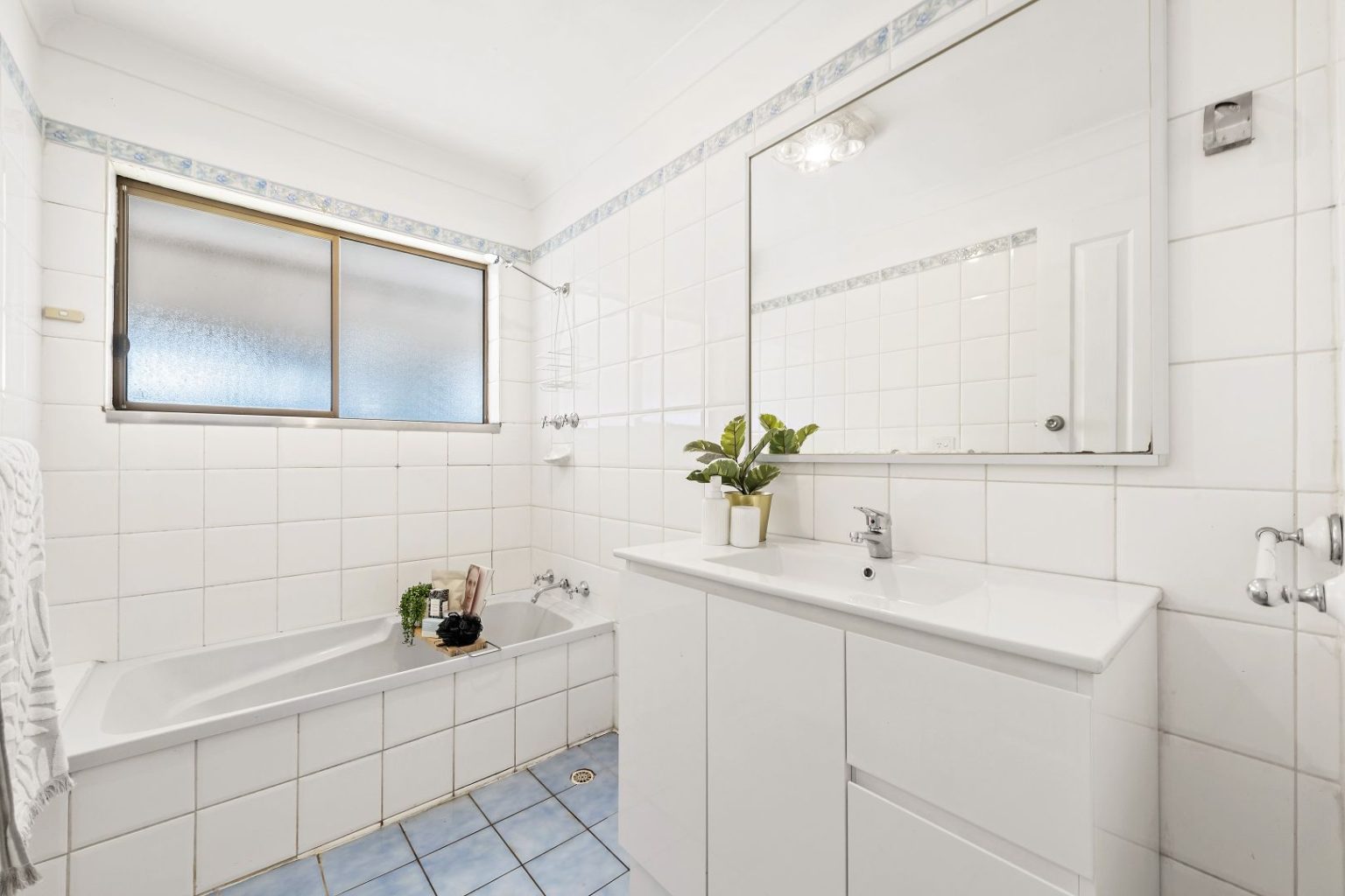 44 Garrin Street, SALISBURY NORTH, SA 5108 Australia