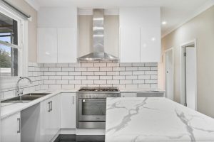 39 Hanson Road, ELIZABETH DOWNS, SA 5113 Australia