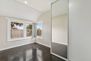 39 Hanson Road, ELIZABETH DOWNS, SA 5113 Australia