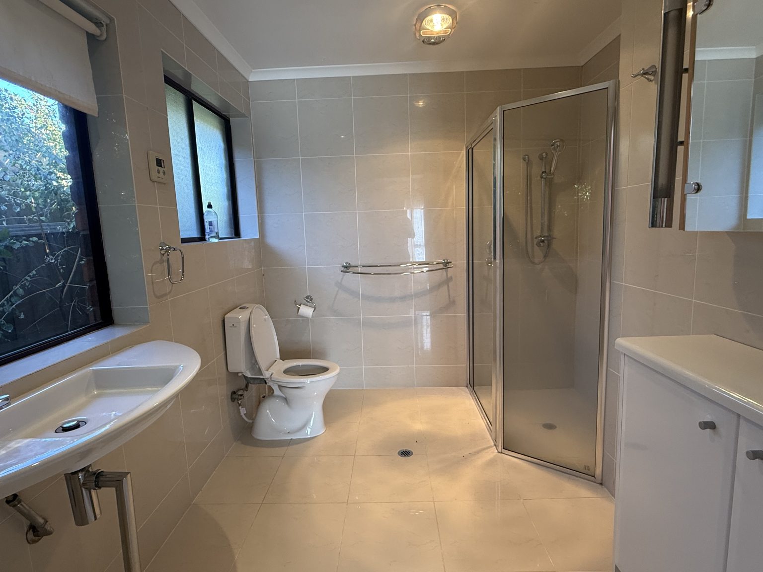 11 Potter Drive, WOODCROFT, SA 5162 Australia