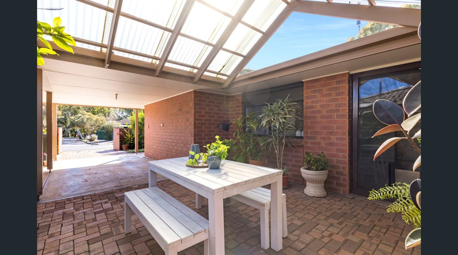 74 Maple Avenue, ROSTREVOR, SA 5073 Australia