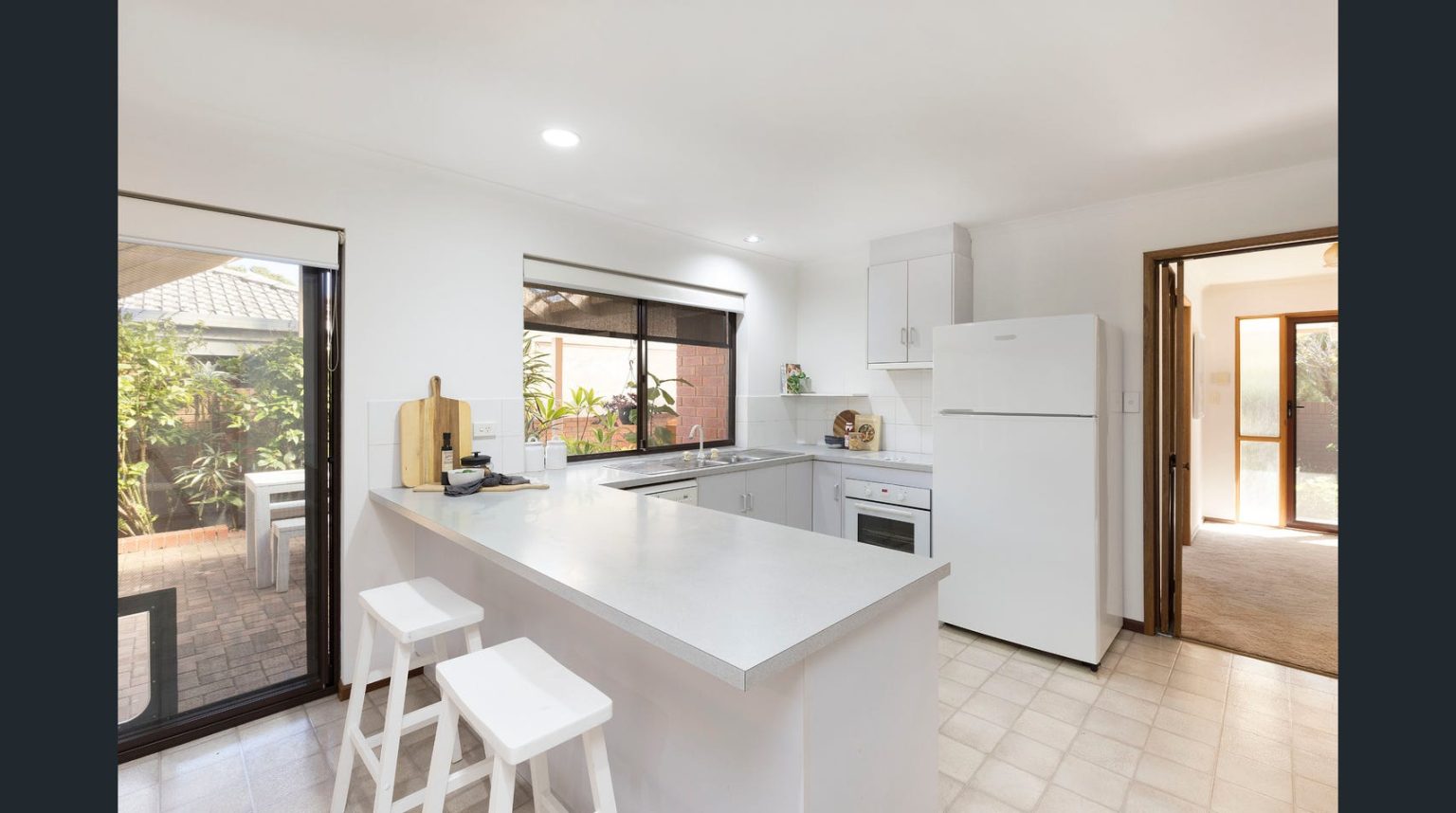 74 Maple Avenue, ROSTREVOR, SA 5073 Australia