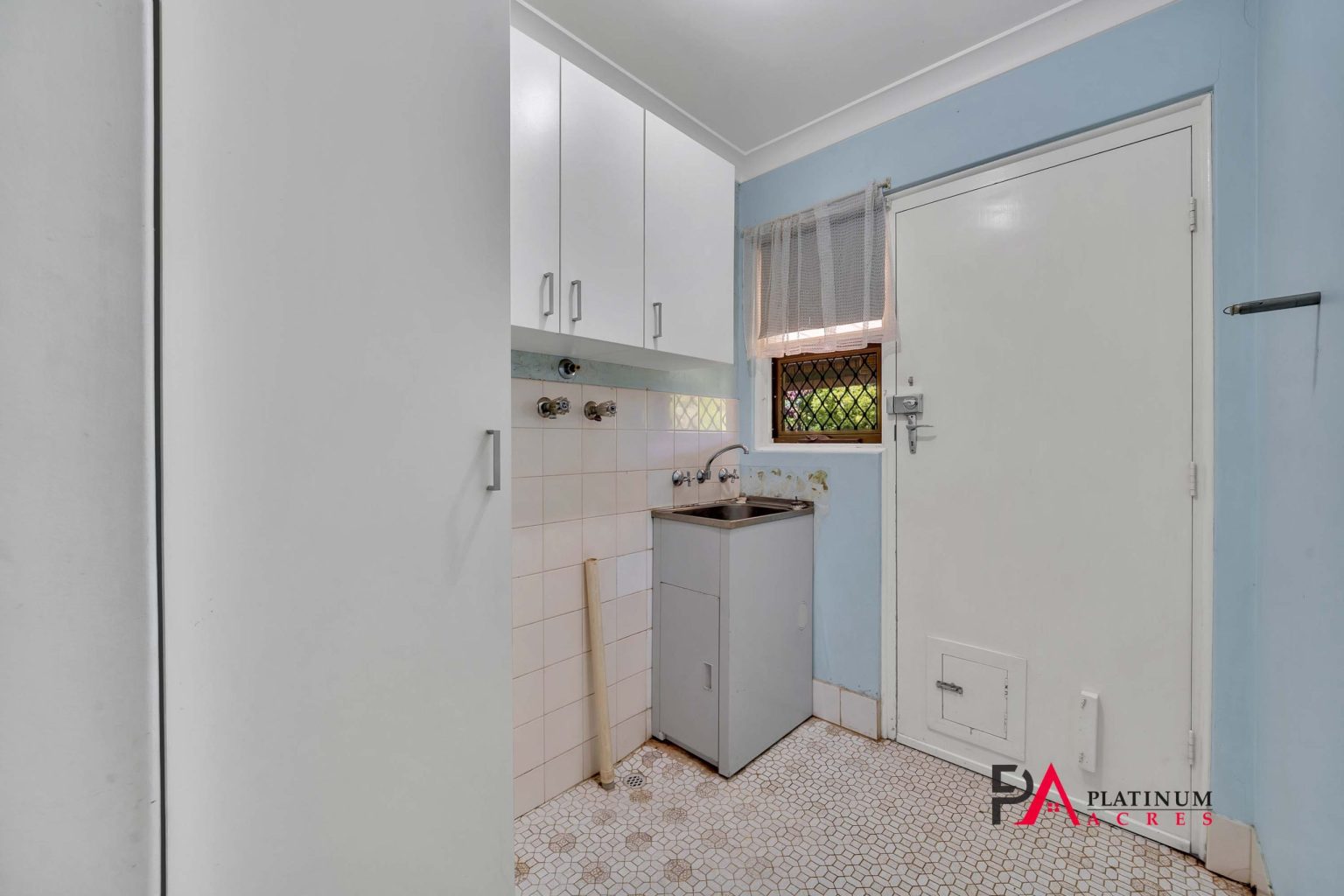 7 Philip Crescent, VALLEY VIEW, SA 5093 Australia