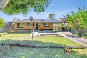 7 Philip Crescent, VALLEY VIEW, SA 5093 Australia