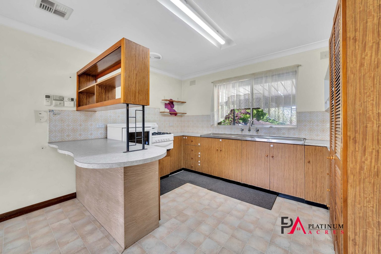 7 Philip Crescent, VALLEY VIEW, SA 5093 Australia