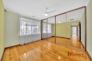 7 Philip Crescent, VALLEY VIEW, SA 5093 Australia