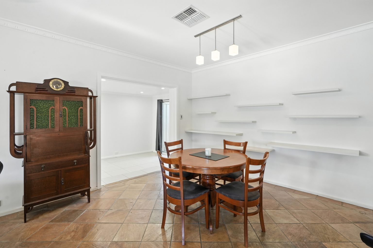 37 Swan Avenue, KLEMZIG, SA 5087 Australia