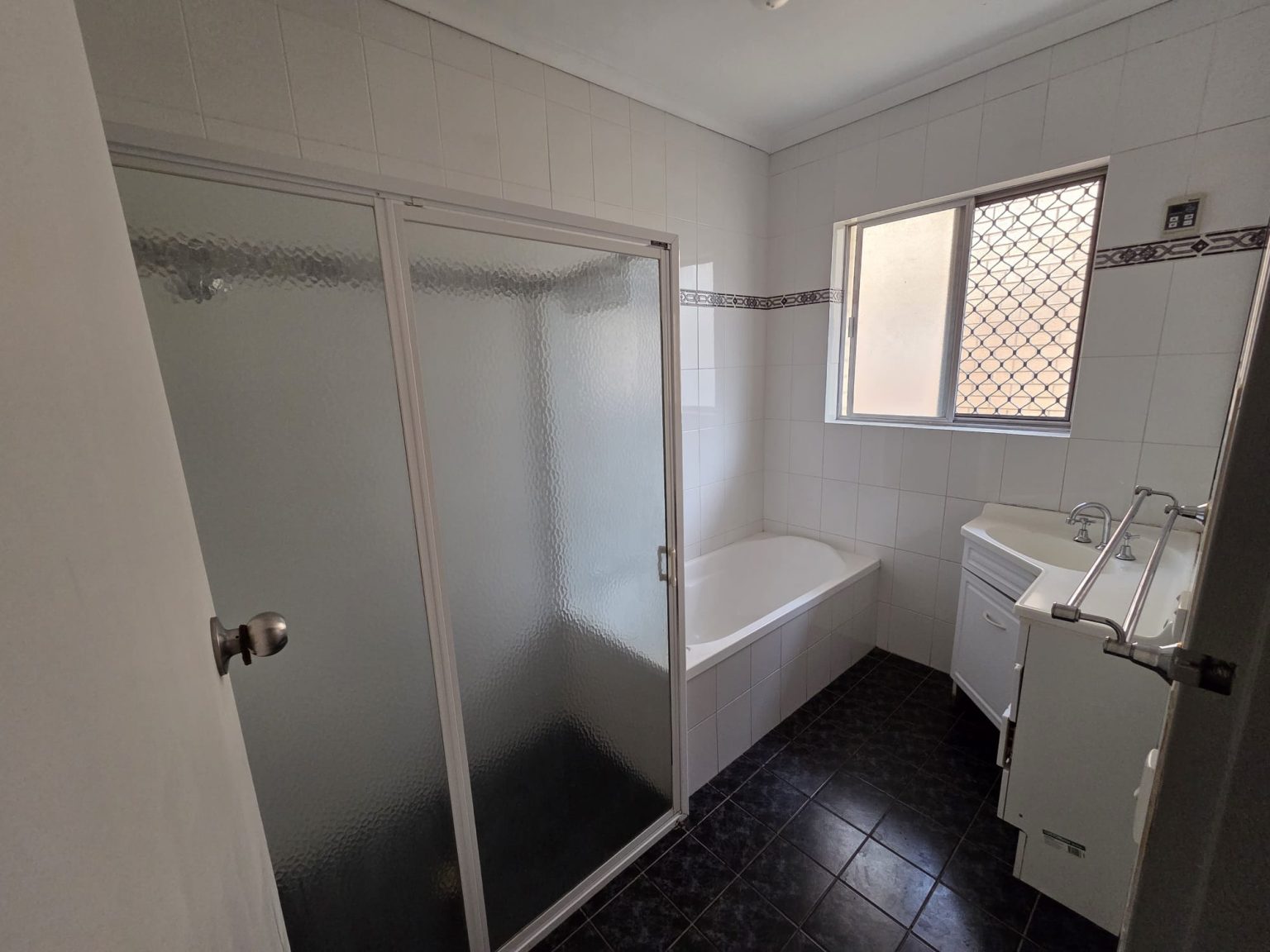 11 Carlow Street, SALISBURY DOWNS, SA 5108 Australia