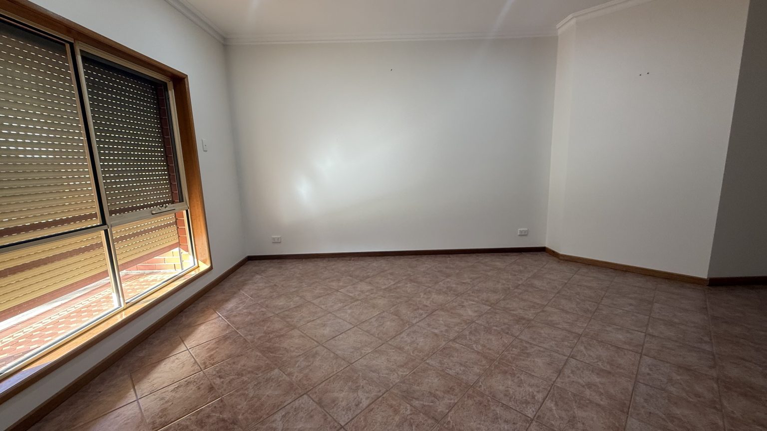 15 Rugby Avenue, CROYDON PARK, SA 5008 Australia