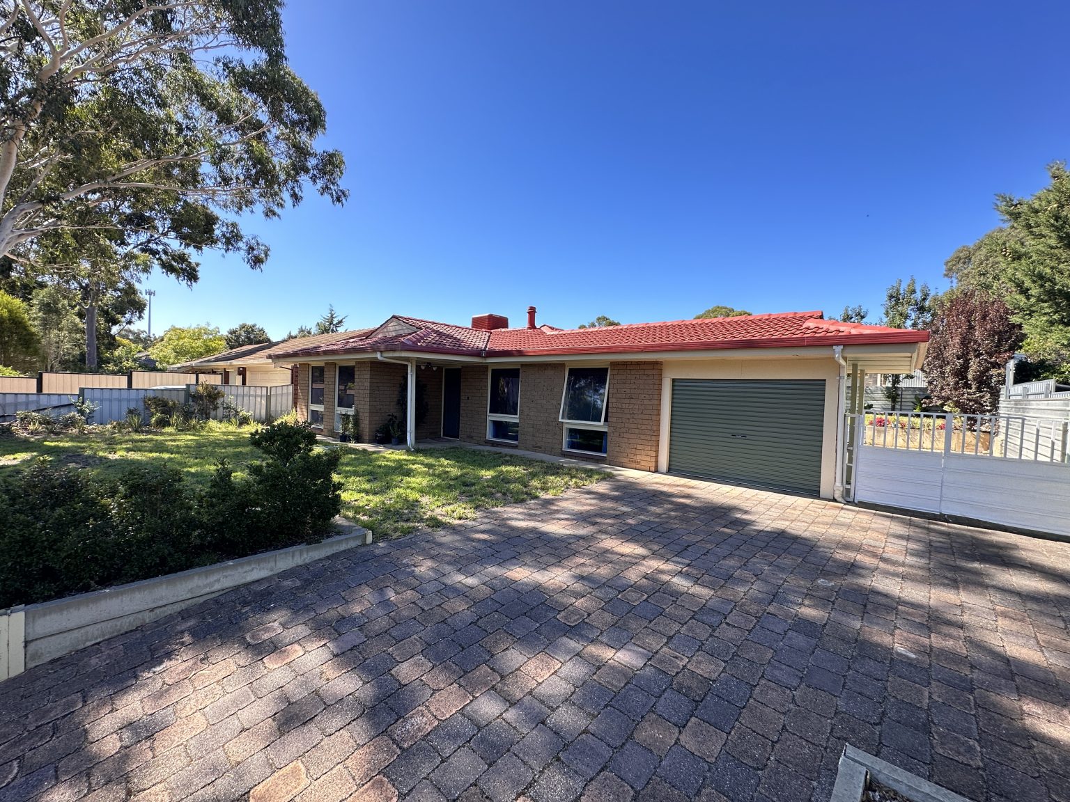 12 Sandpiper Crescent, ABERFOYLE PARK, SA 5159 Australia