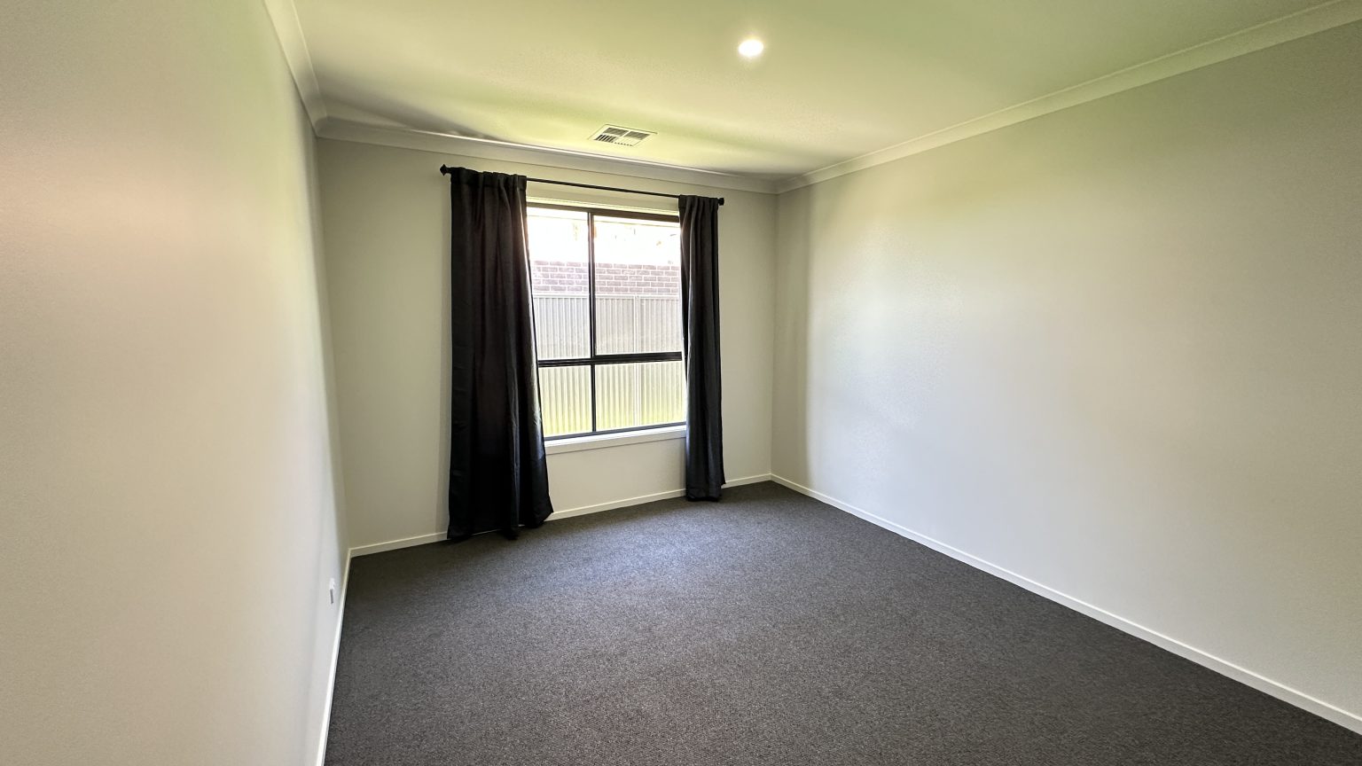 11 Pelican Drive, RIVERLEA PARK, SA 5120 Australia
