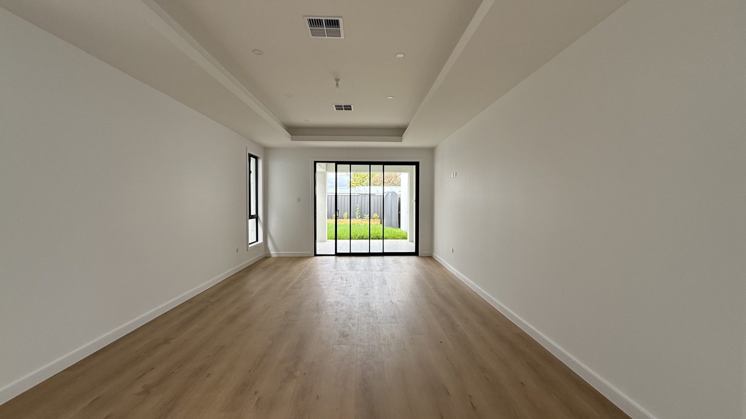 118 Walkleys Road, VALLEY VIEW, SA 5093 Australia