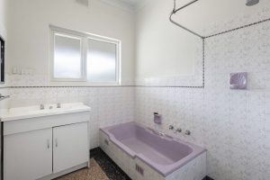 62 Barnes Road, GLYNDE, SA 5070 Australia
