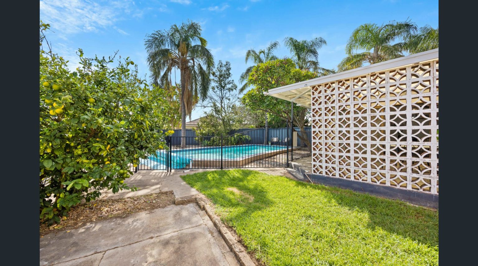 34 Gordon Avenue, CLEARVIEW, SA 5085 Australia