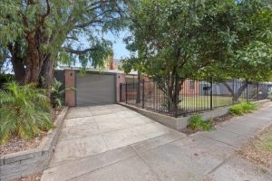 34 Gordon Avenue, CLEARVIEW, SA 5085 Australia