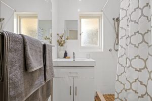 34 Gordon Avenue, CLEARVIEW, SA 5085 Australia