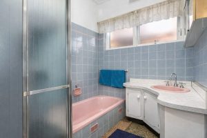 9 Pauls Drive, VALLEY VIEW, SA 5093 Australia