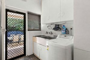 9 Pauls Drive, VALLEY VIEW, SA 5093 Australia