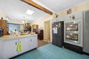 9 Pauls Drive, VALLEY VIEW, SA 5093 Australia