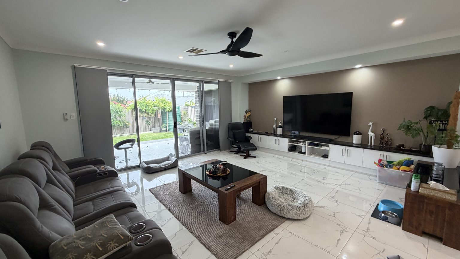 1A Chaucer Street, CLEARVIEW, SA 5085 Australia